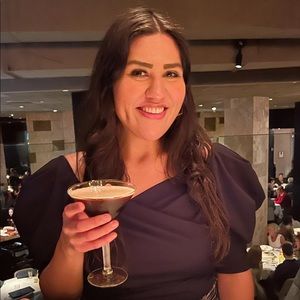 Meet your Posher, Emilu